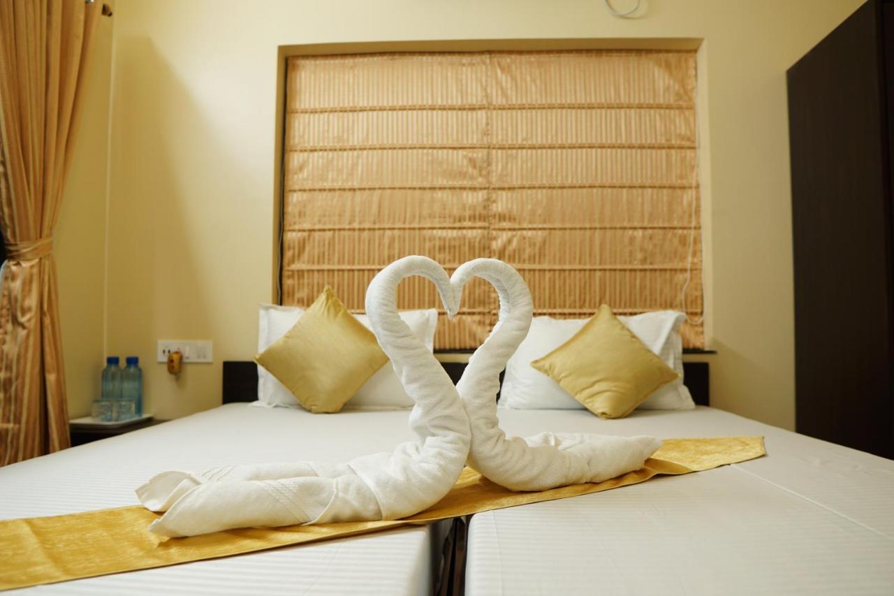 Rama Golden Root New Town Hotel Kolkata Ngoại thất bức ảnh